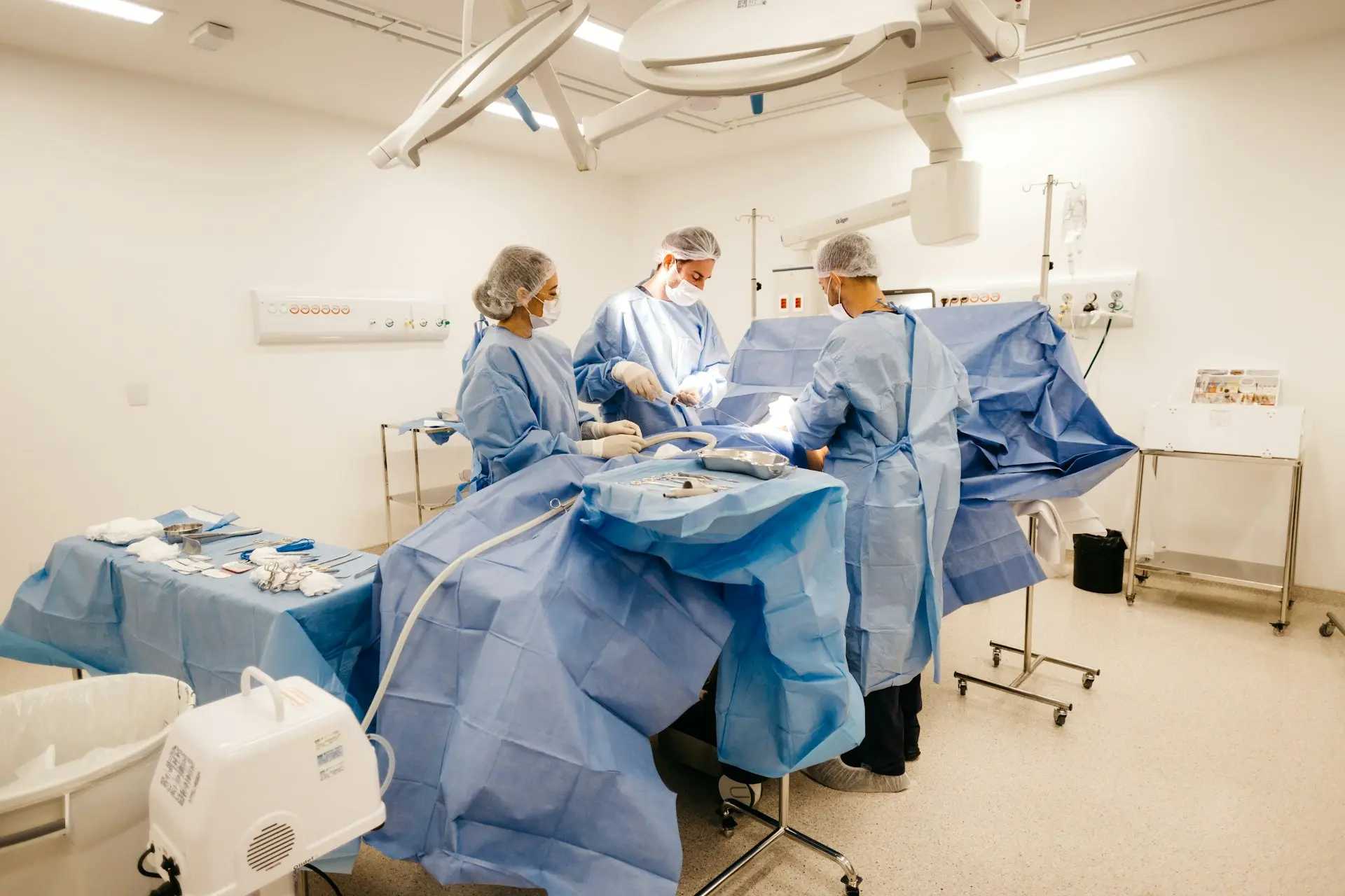 medicinas e insumos para profesionales de la salud